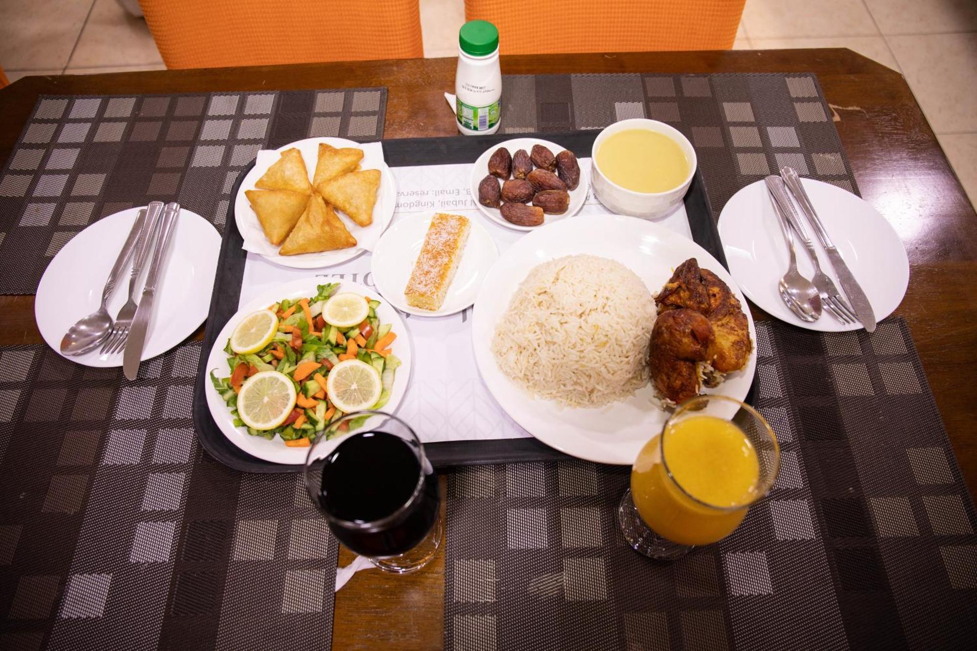 Golden Suites Jubail ภายนอก รูปภาพ