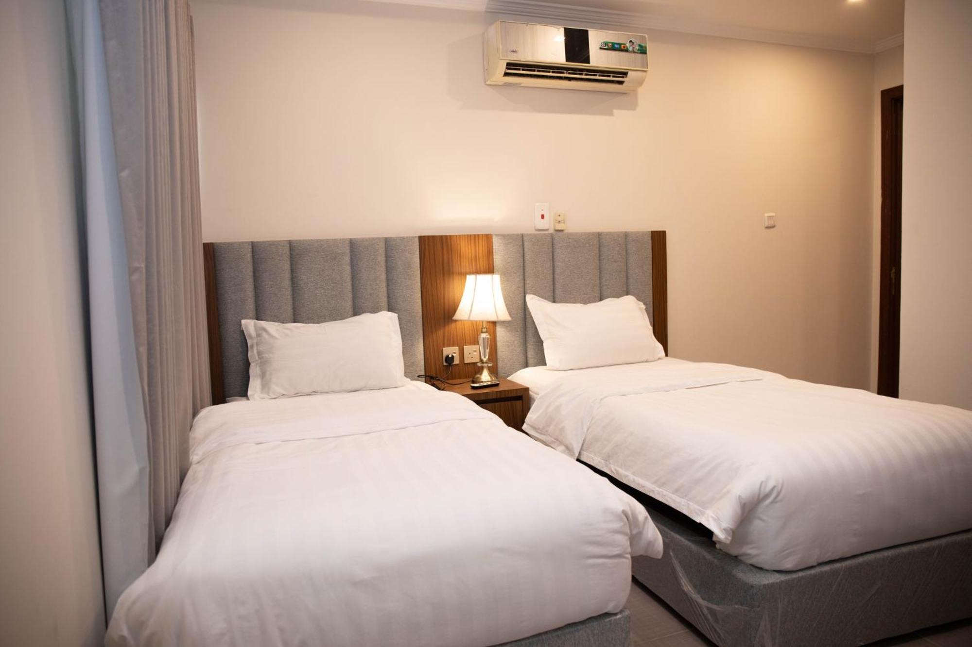 Golden Suites Jubail ภายนอก รูปภาพ